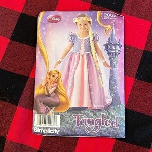 Simplicity Tangled Pattern 2065 Size A NEW